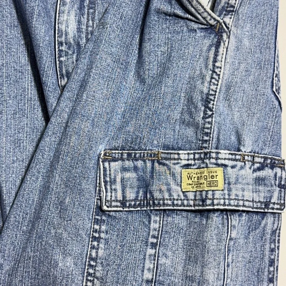 Wrangler Relaxed Fit Y2K Cargo Shorts Mens Size 34 Denim Blue Gorpcore